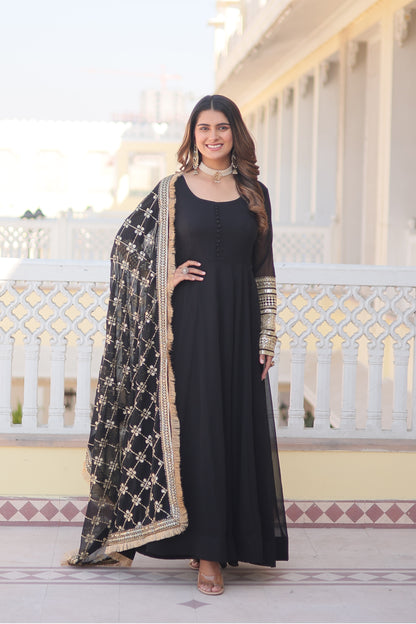 THE PERFECT ATTRACTIVE GOWN WITH DUPATTA SET