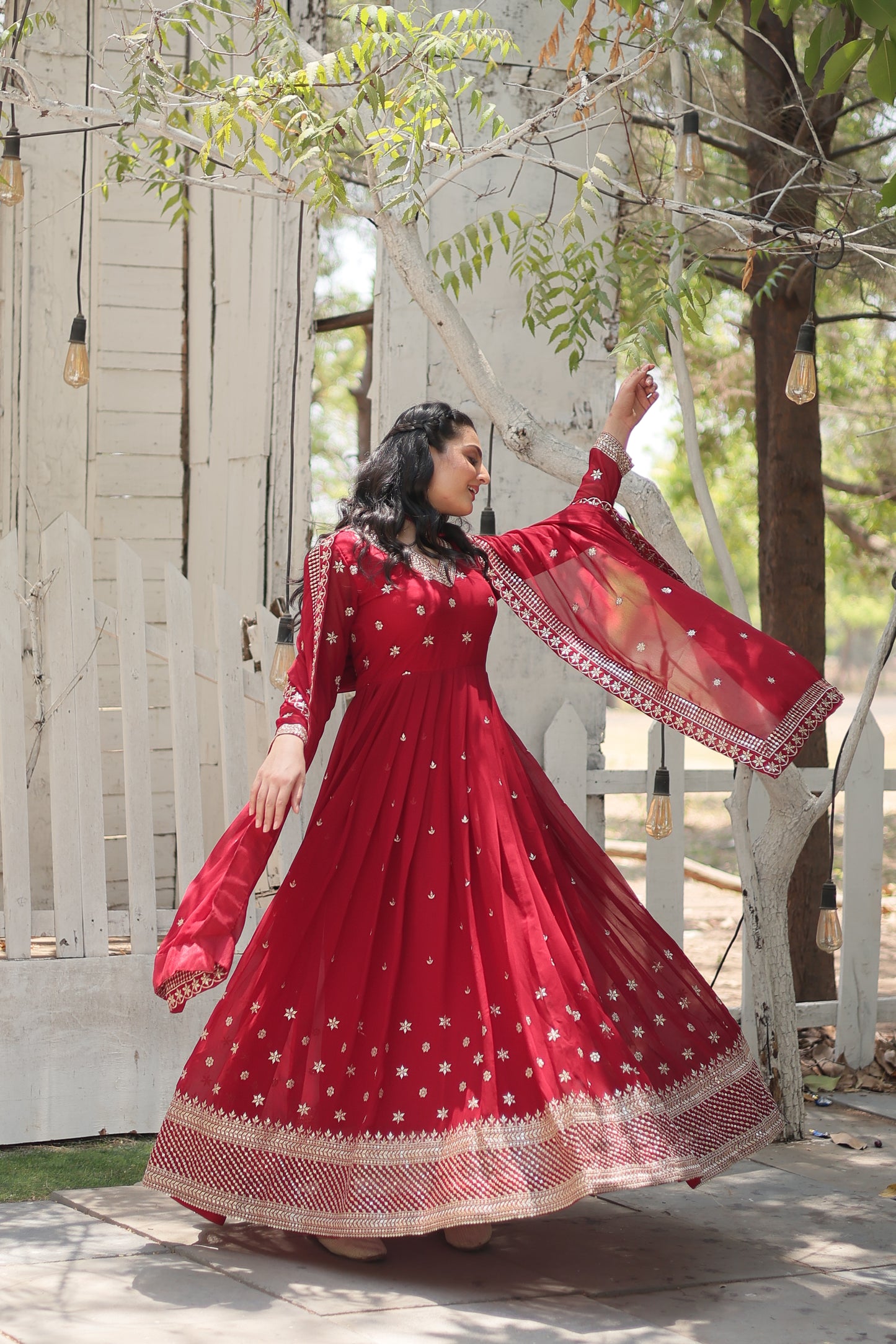 ELEGANT BLOOMING ANARKALI GOWN WITH INTRICATE SEQUINS WORK